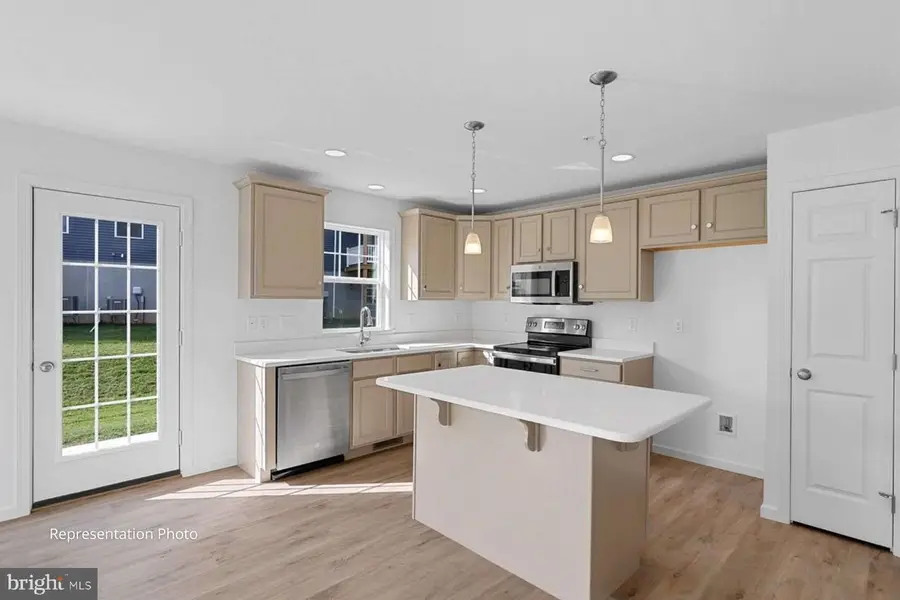 585 Sweet Honey Ln, Mechanicsburg, PA 17055 - #2