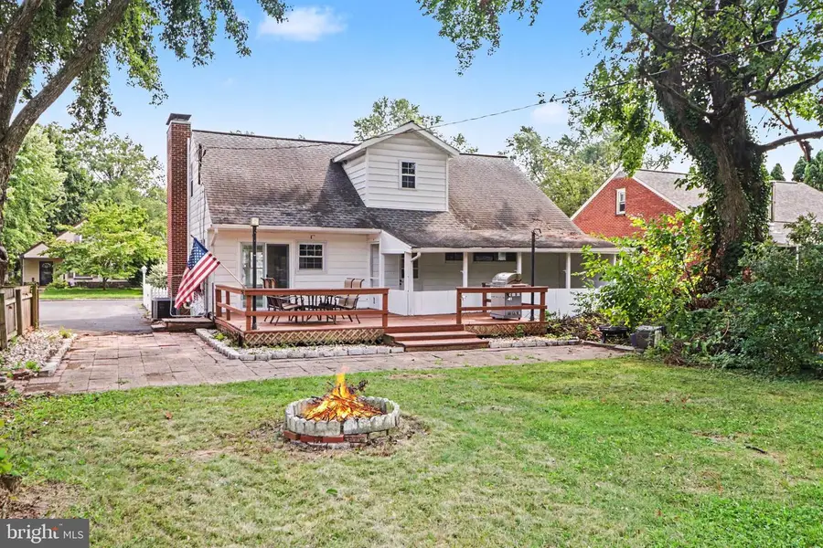 1908 Letchworth Dr, Camp Hill, PA 17011 - #2