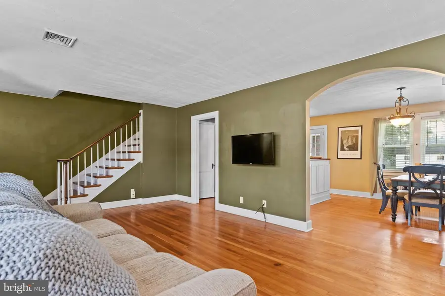 282 Walton St, Lemoyne, PA 17043 - #3