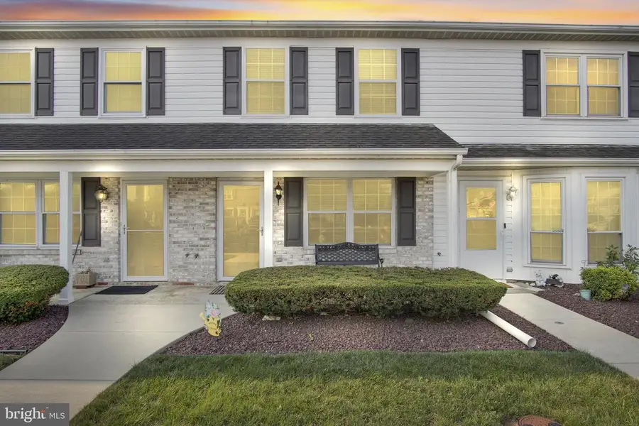 7 Southpoint Dr, Mechanicsburg, PA 17055 - #2