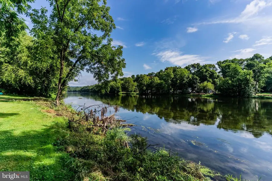 6 Creekside Ln, Camp Hill, PA 17011 - #2