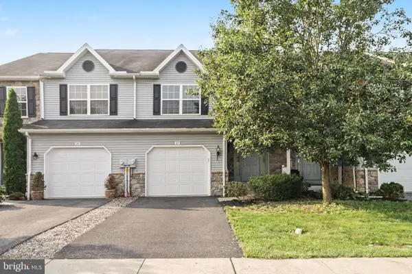 27 Lismore Pl, MECHANICSBURG, PA 17050