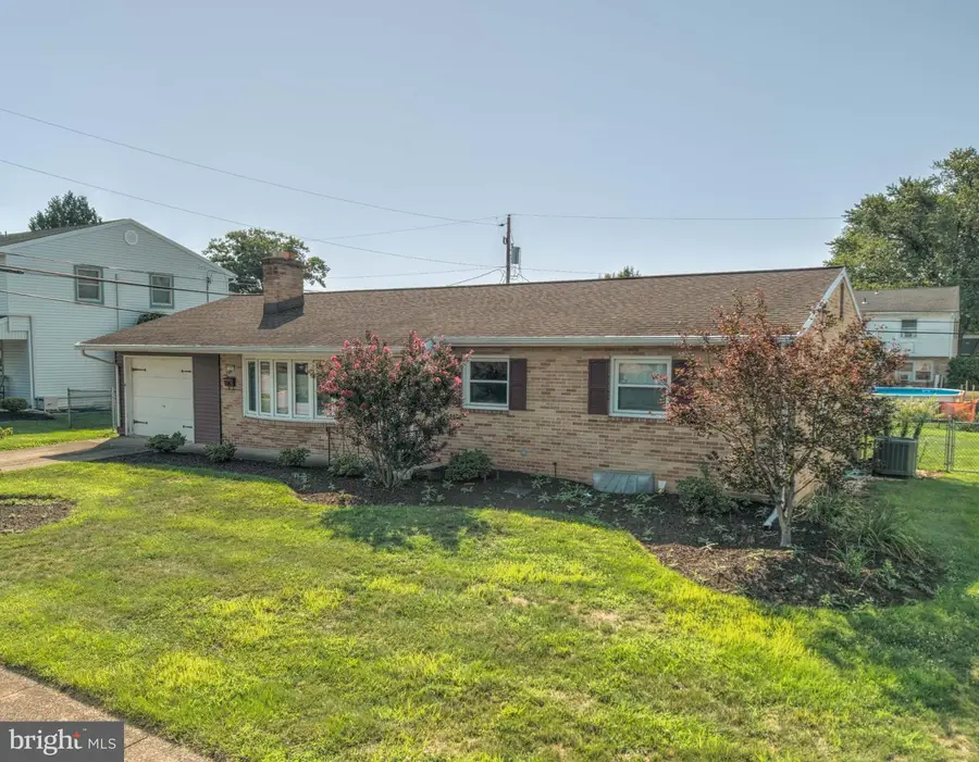 320 Belaire Dr, Shiremanstown, PA 17011 - #3