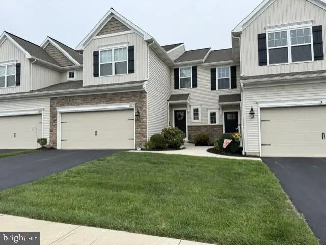1692 Haralson Dr, Mechanicsburg, PA 17055 - #1