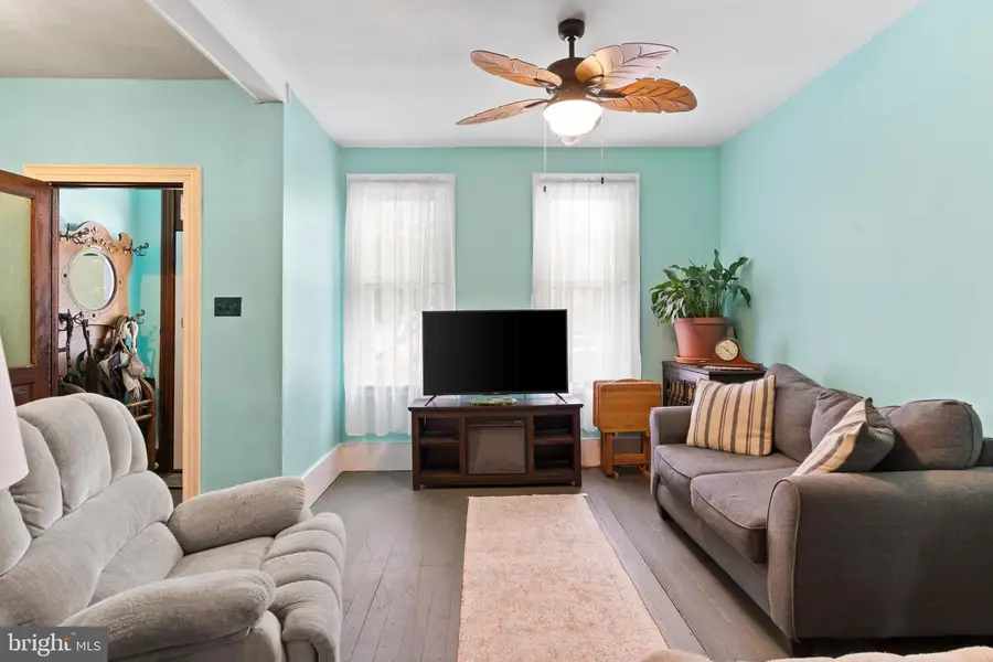 23 E Louther St, Carlisle, PA 17013 - #3