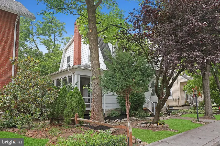 34 S 24th St, Camp Hill, PA 17011 - #2