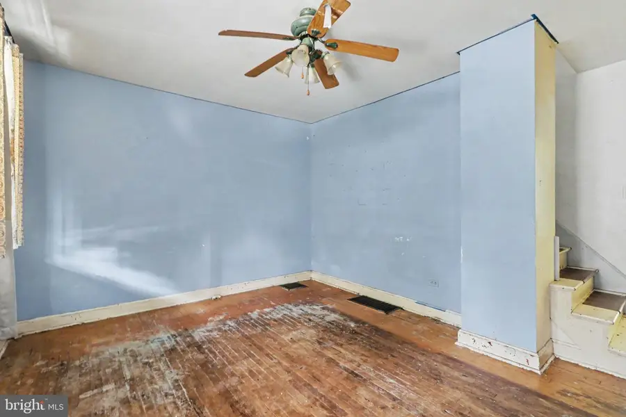 453 W Penn St, Carlisle, PA 17013 - #3