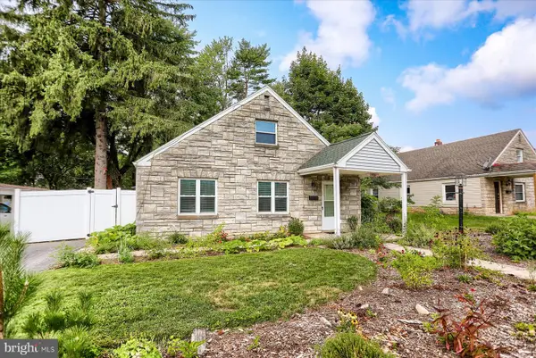 1806 Letchworth Dr, CAMP HILL, PA 17011