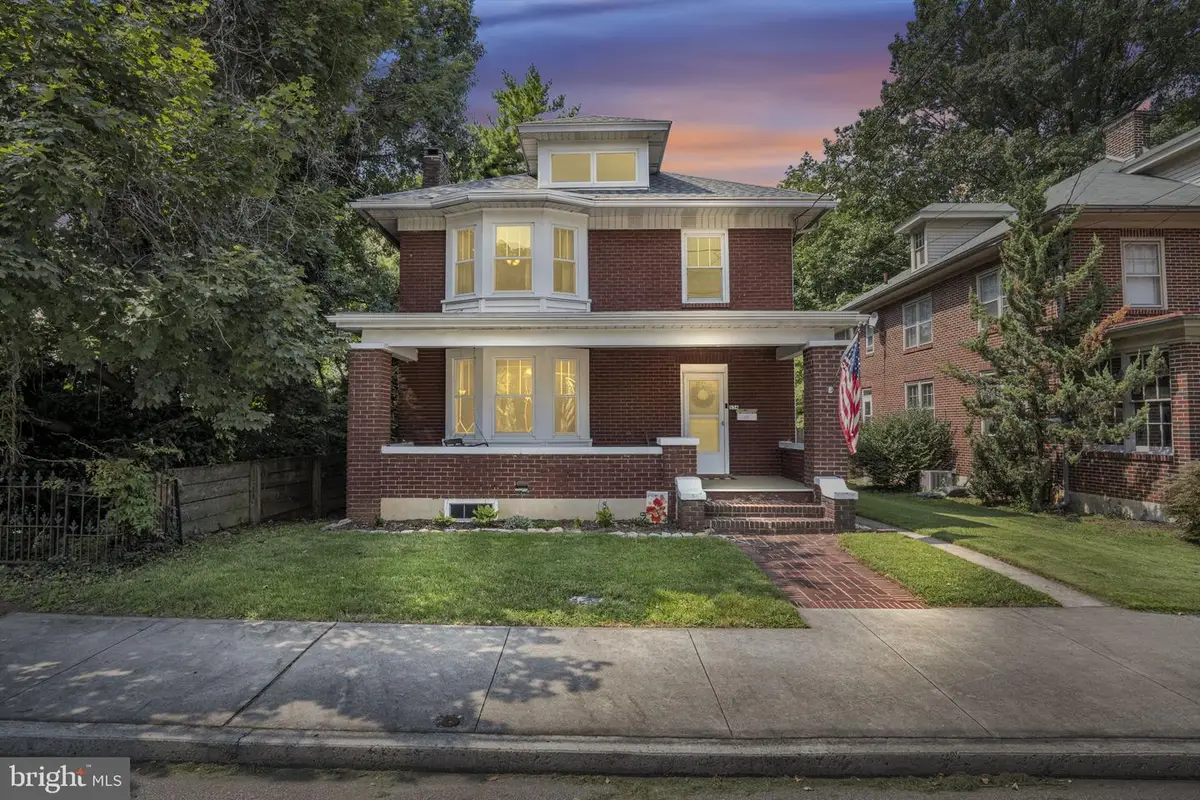 534 N Hanover St, Carlisle, PA 17013 - #1