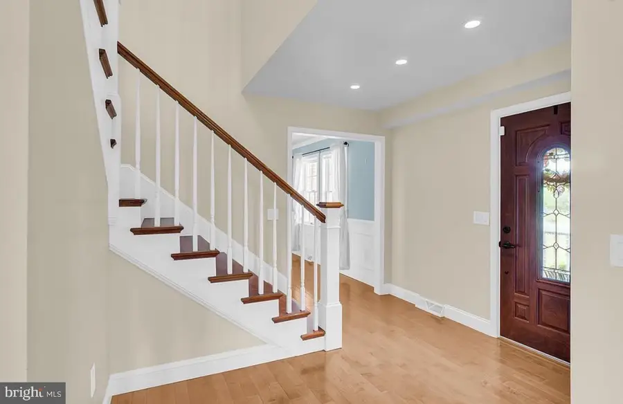 1813 Hunter Dr, Mechanicsburg, PA 17050 - #2
