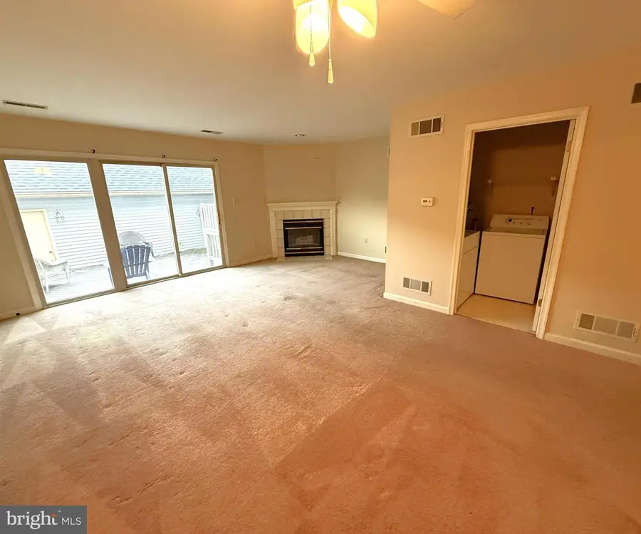 5446 Oxford Dr, Mechanicsburg, PA 17055 - #3