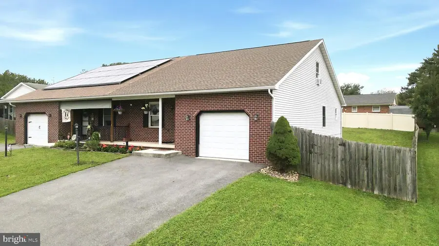 18 Larch, Shippensburg, PA 17257 - #3