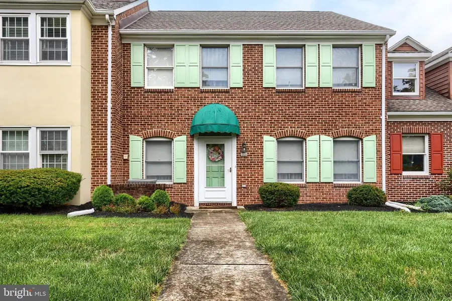 1202 White Birch Ln, Carlisle, PA 17013 - #2