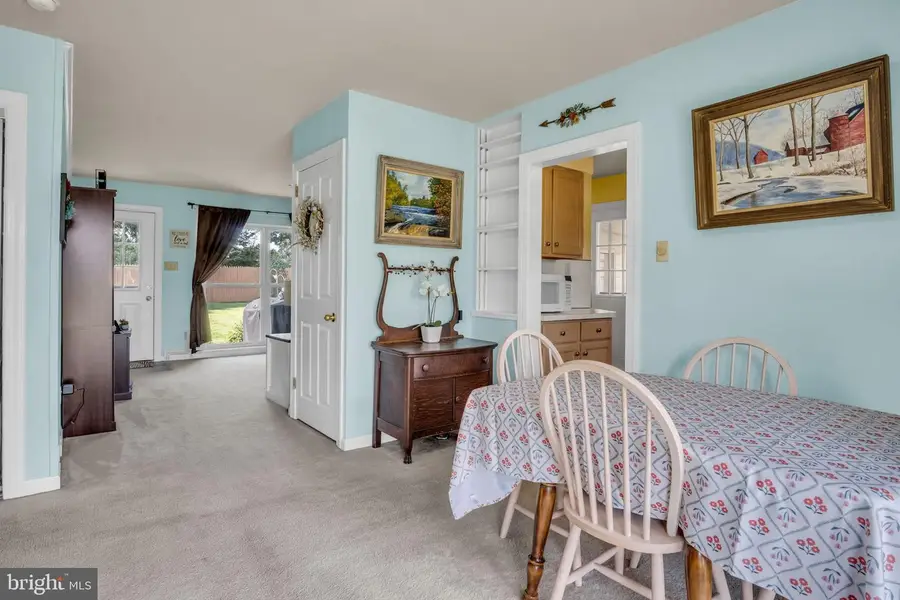 609 E Coover St, Mechanicsburg, PA 17055 - #2