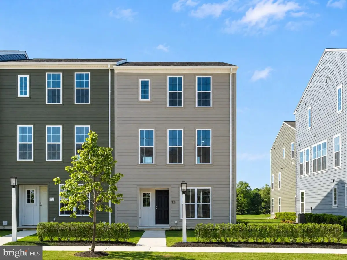 13 Snap Dragon Rd, Carlisle, PA 17015 - #1