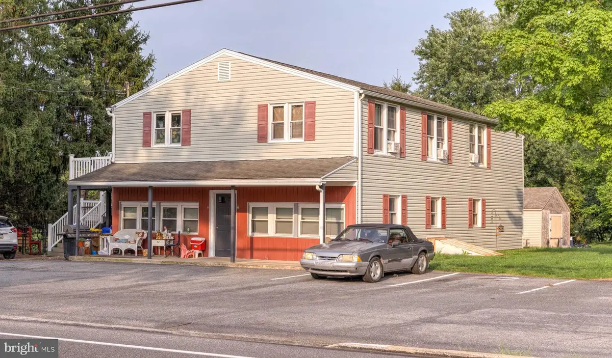 3185 Spring Rd, Carlisle, PA 17013 - #1