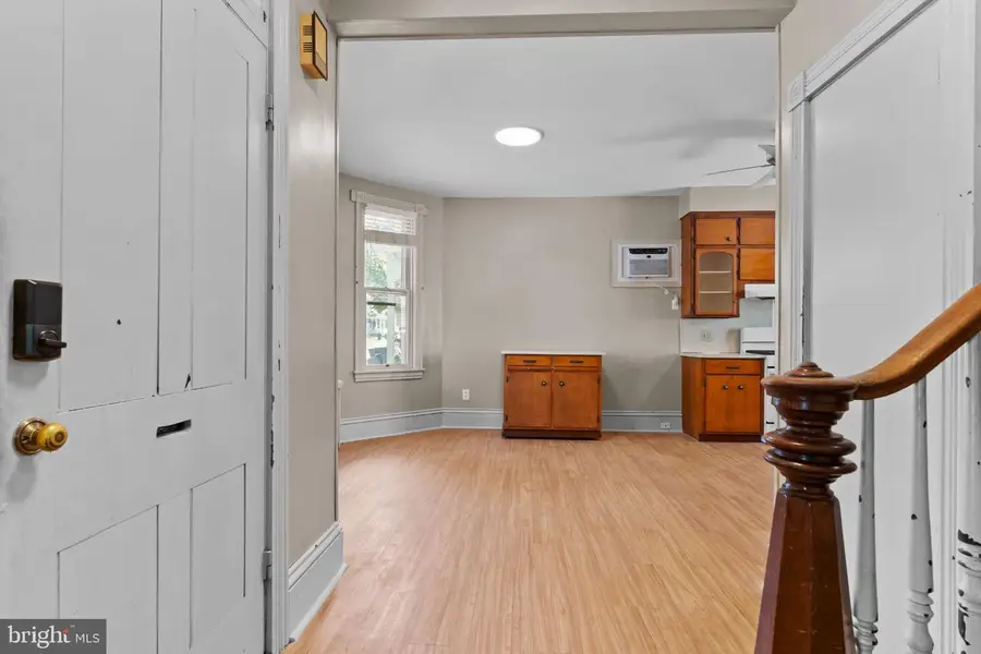 214 N College St, Carlisle, PA 17013 - #2