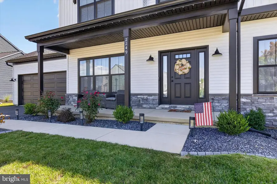 2249 S Autumn Chase Dr, Mechanicsburg, PA 17055 - #2