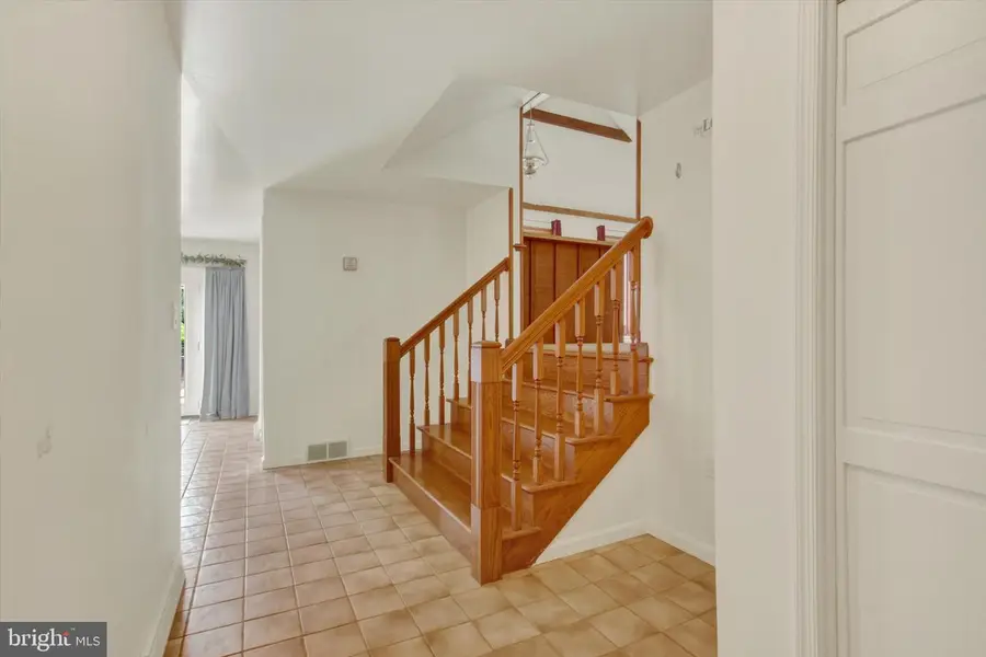 2221 Longs Gap Rd, Carlisle, PA 17013 - #3