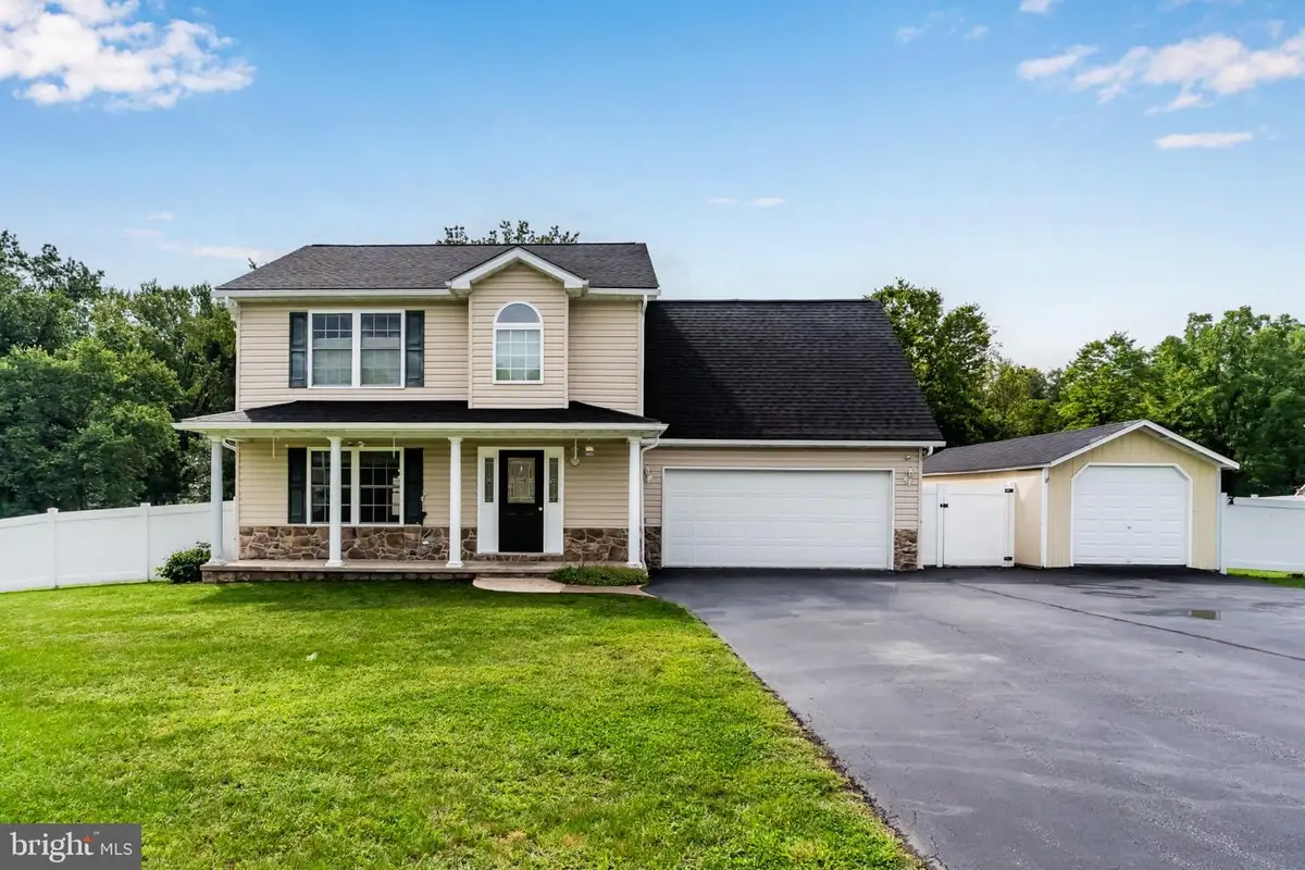 6 Camelot Ln, Newville, PA 17241 - #1