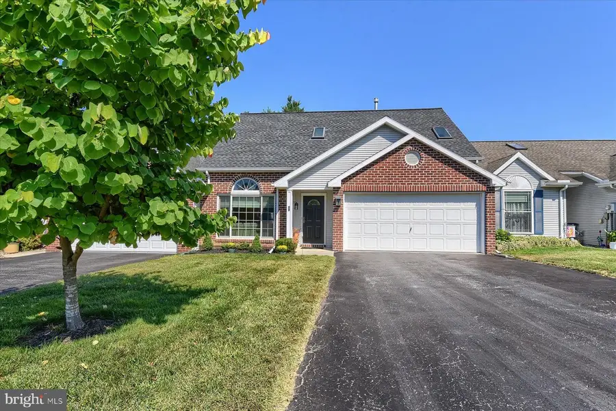 58 Greenfield Dr, Carlisle, PA 17015 - #2