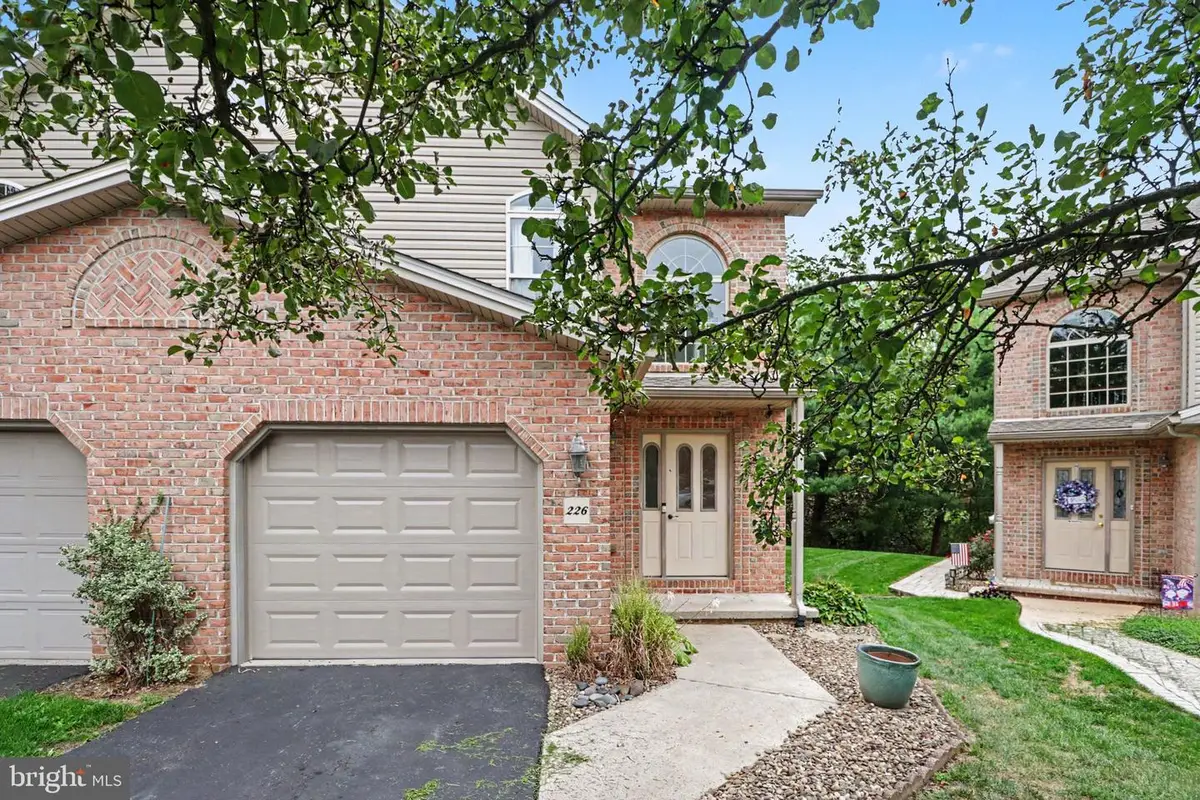 226 W Locust St, Enola, PA 17025 - #1