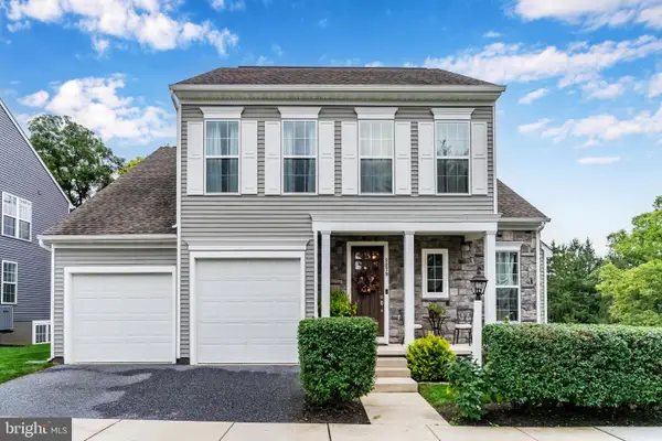 3279 Longview Rd, MECHANICSBURG, PA 17055
