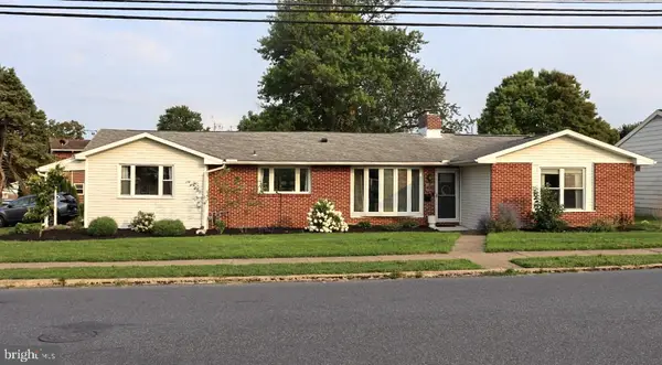 400 Beacon Hill Rd, NEW CUMBERLAND, PA 17070