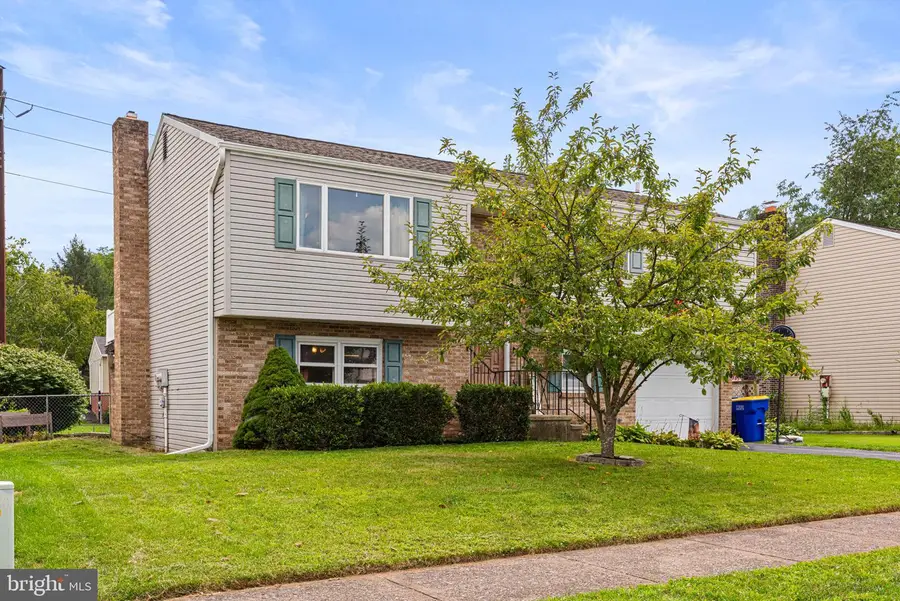 7 Sherwood Dr, Mechanicsburg, PA 17055 - #3