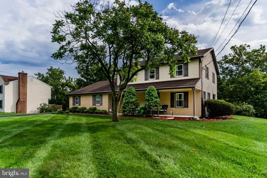 5205 Terrace Rd, Mechanicsburg, PA 17050 - #3