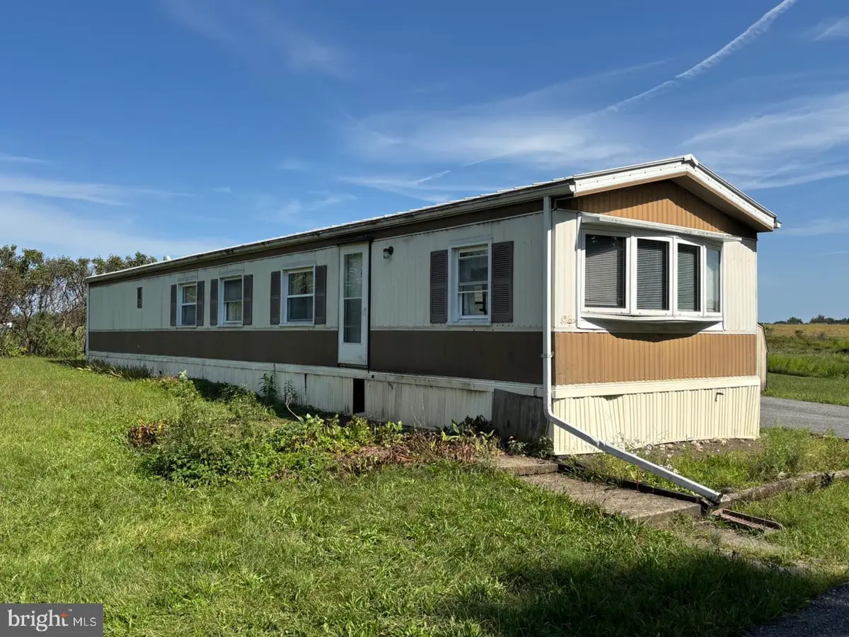 340 Cornman Rd, Carlisle, PA 17013 - #1