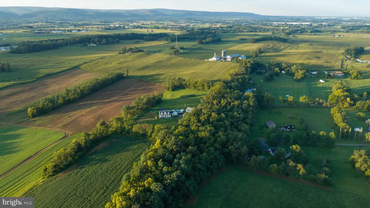 3 Chenelle Ln, Shippensburg, PA 17257 - #1