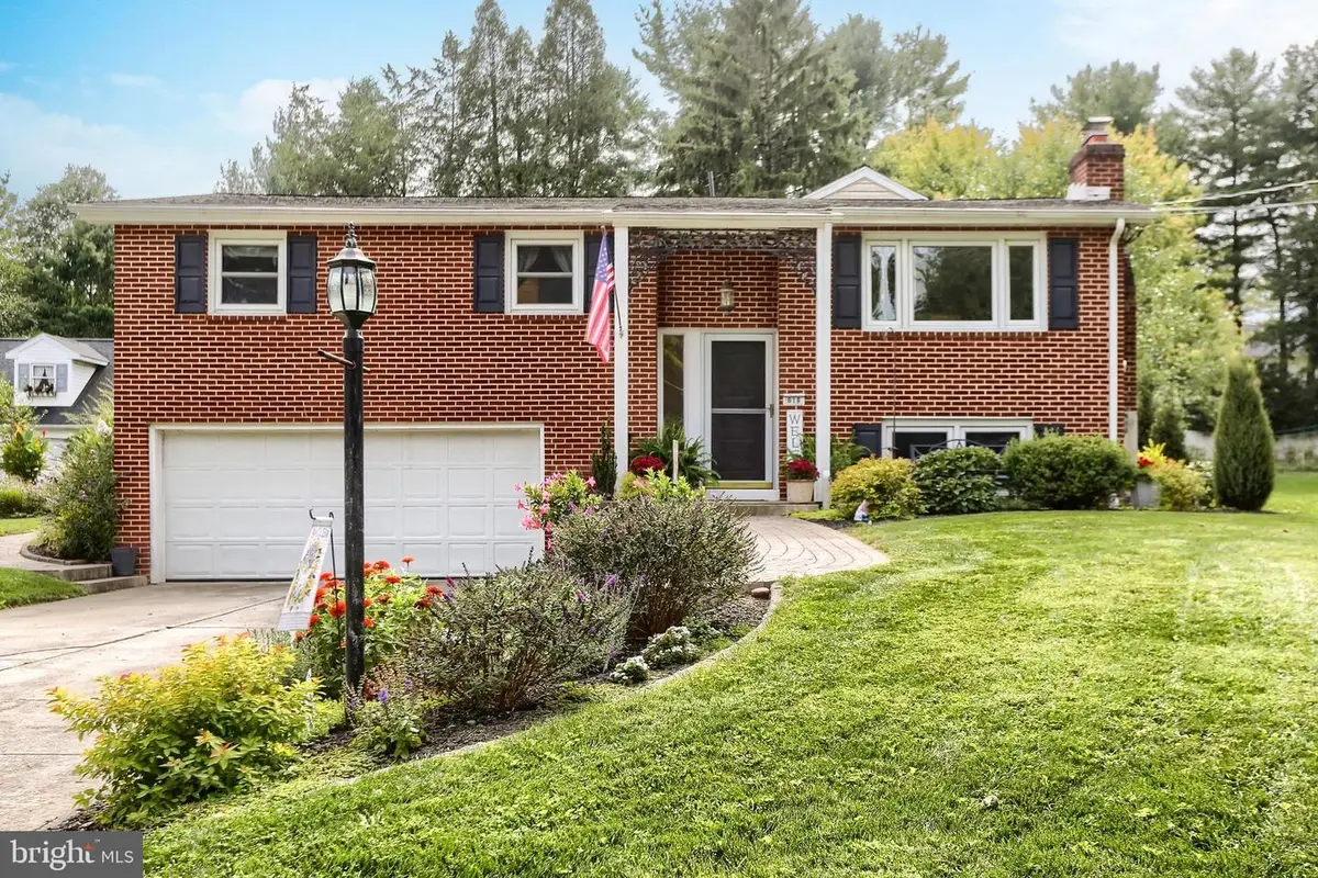 818 Meadow Lane, Camp Hill, PA 17011 - #1