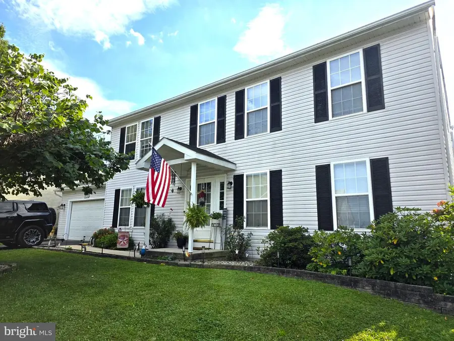 37 Greenmont Dr, Enola, PA 17025 - #2