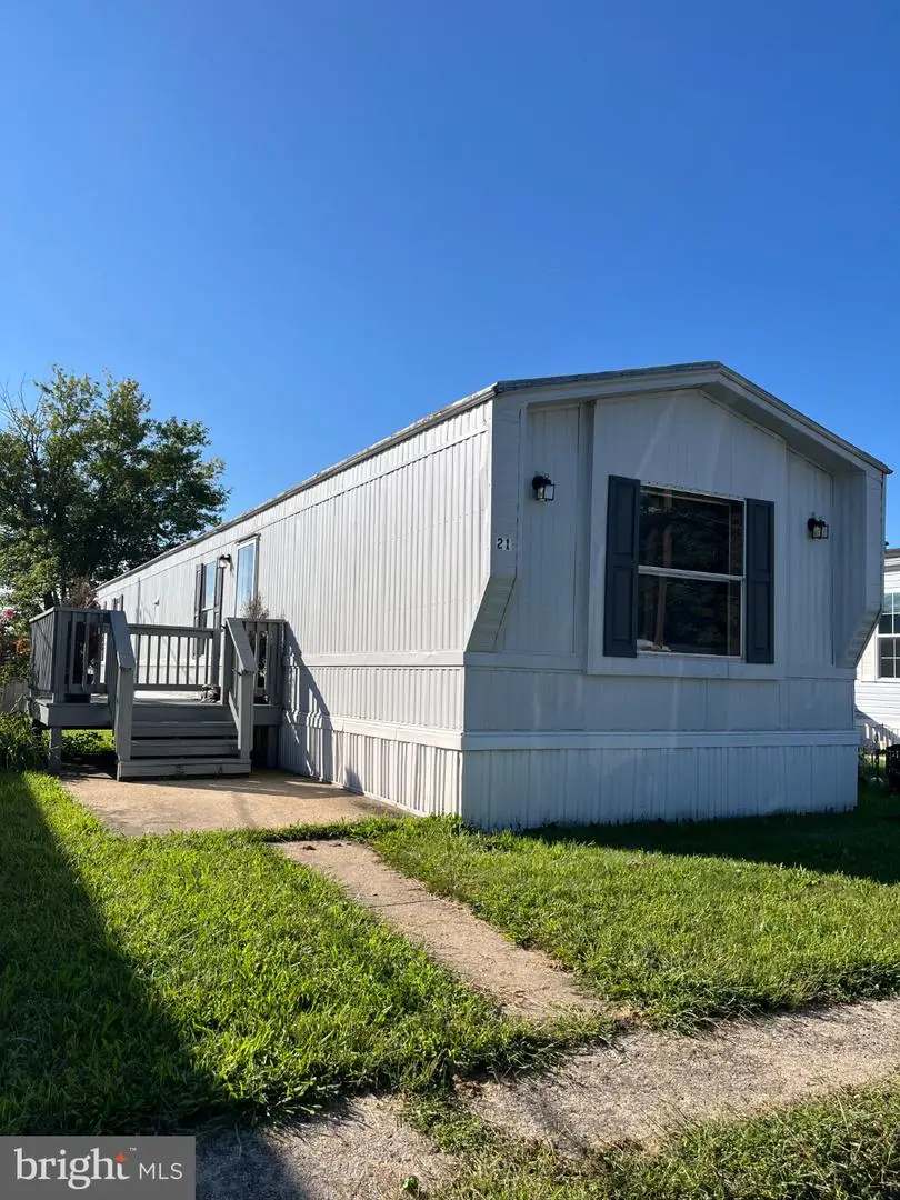 21 Marilyn Dr, Carlisle, PA 17013 - #1