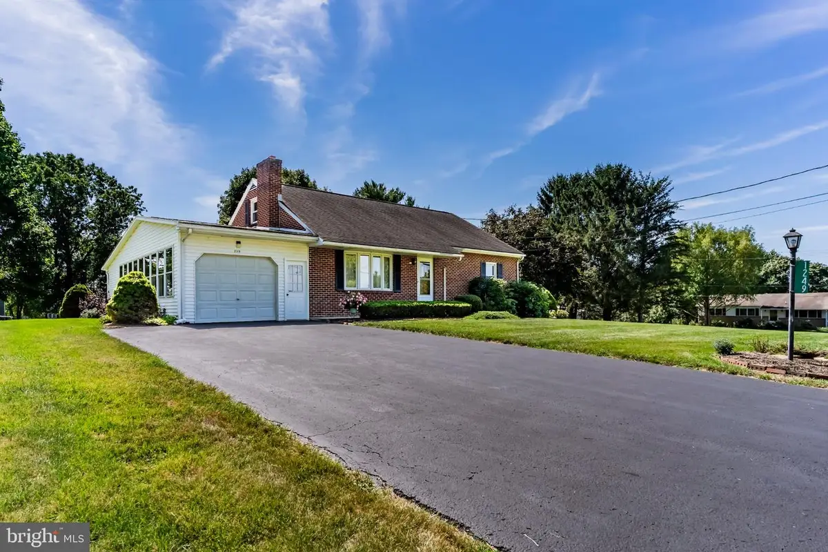1249 Hillside Dr, Mechanicsburg, PA 17055 - #1
