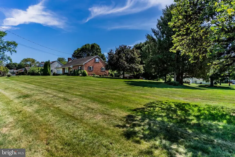 1249 Hillside Dr, Mechanicsburg, PA 17055 - #2