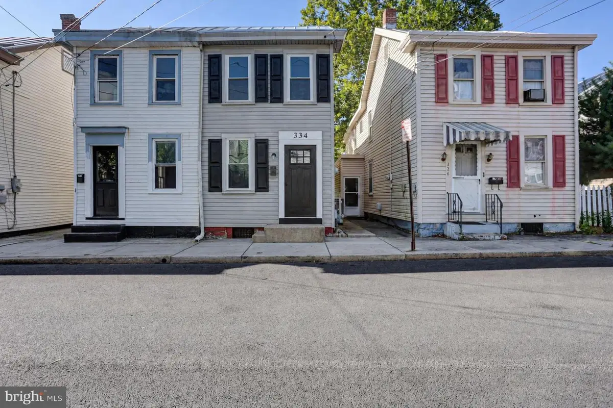334 W Penn St, Carlisle, PA 17013 - #1