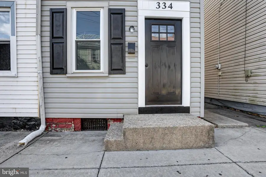 334 W Penn St, Carlisle, PA 17013 - #3