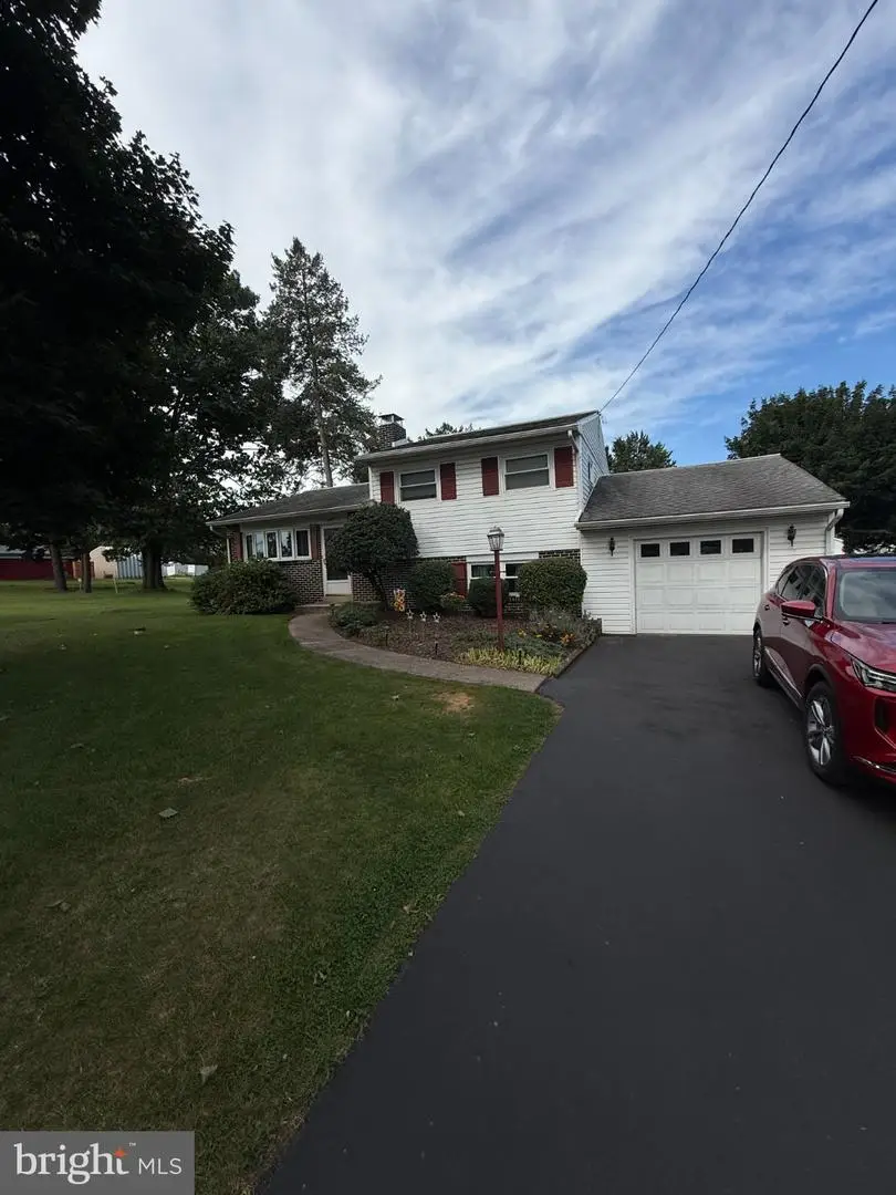 7 Silver Spring Rd, Mechanicsburg, PA 17050 - #2