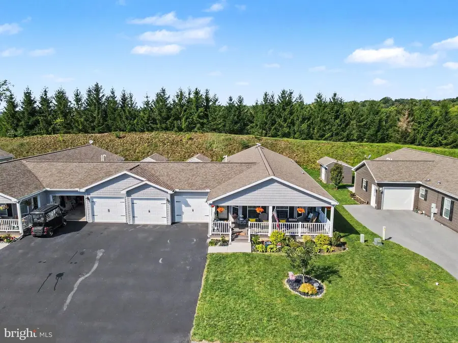 162 Glenridge Dr, Carlisle, PA 17015 - #2