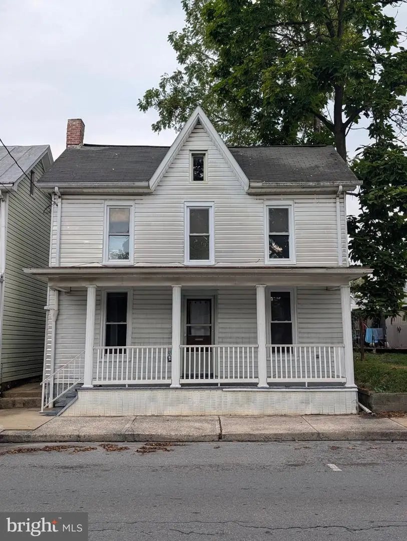 343 E Orange St, Shippensburg, PA 17257 - #1