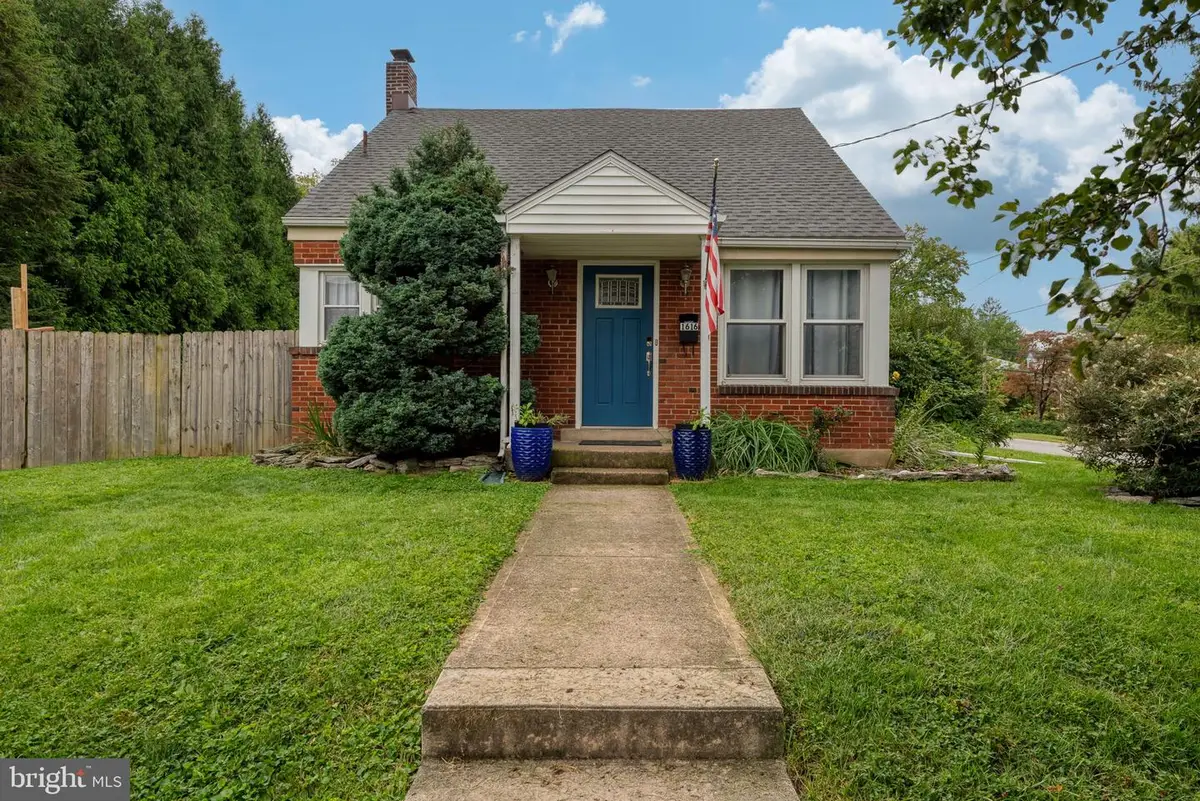 1616 Maple St, New Cumberland, PA 17070 - #1
