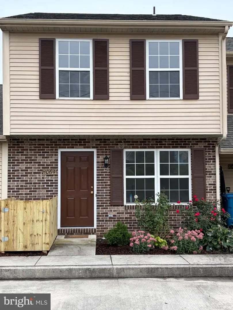 1064 Rebecca St, Carlisle, PA 17013 - #1