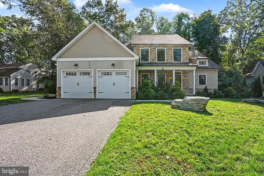 115 Stonehedge Dr, Carlisle, PA 17015 - #2