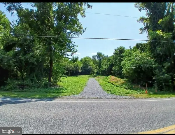 2264 Walnut Bottom Rd, CARLISLE, PA 17015