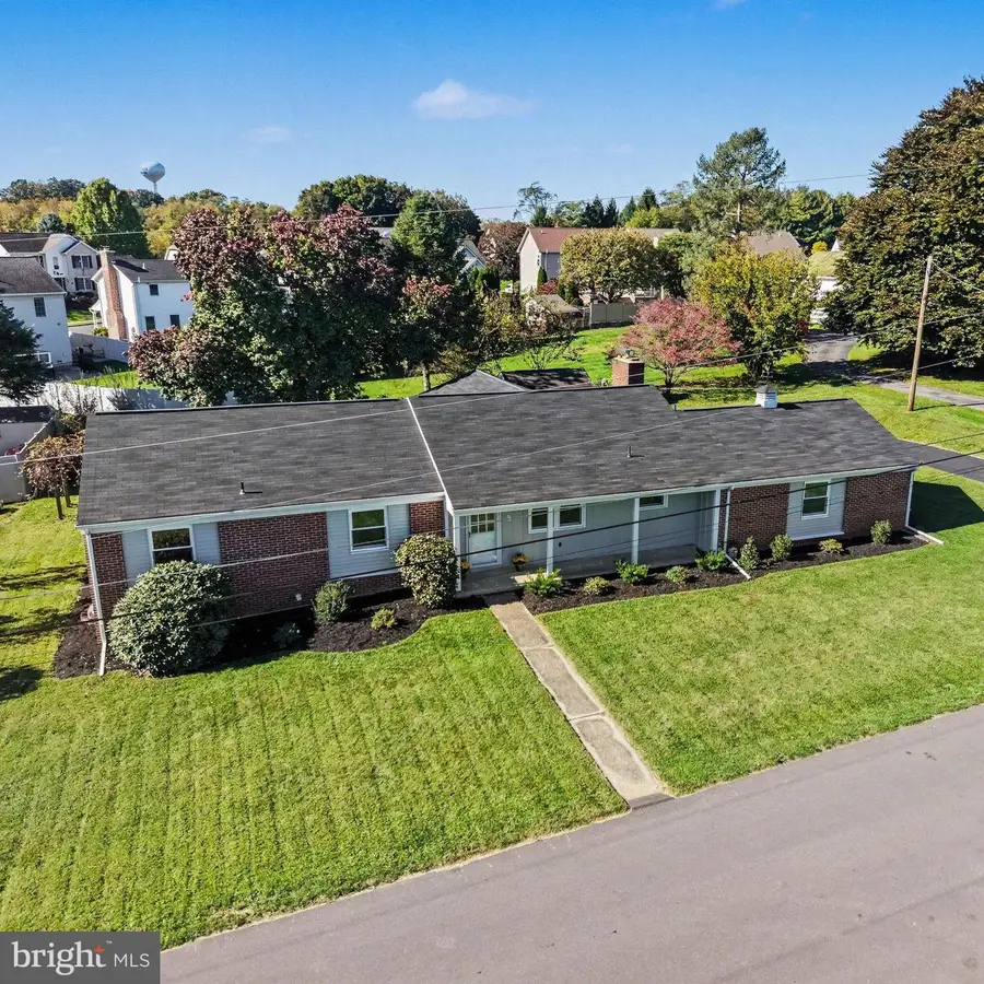 5 Greenway Dr, Mechanicsburg, PA 17055 - #2