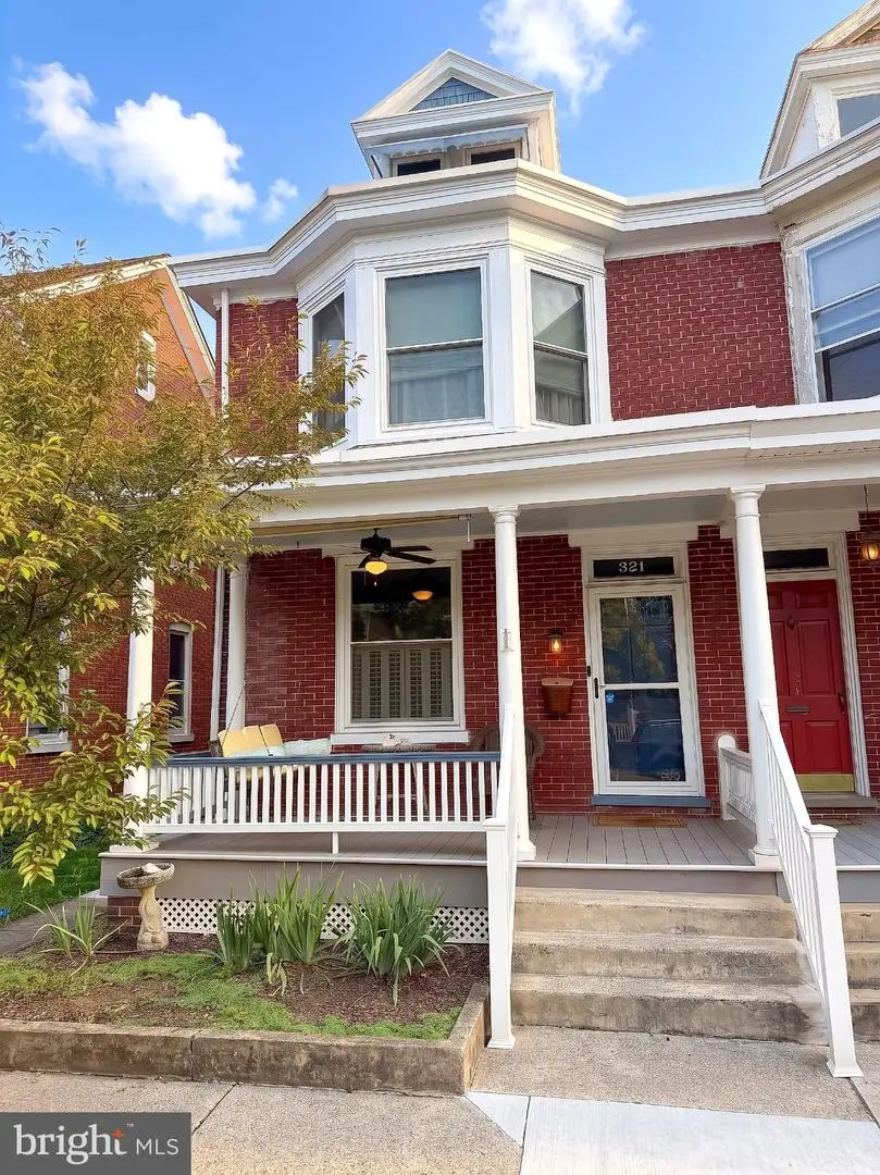 321 S Pitt St, Carlisle, PA 17013 - #2