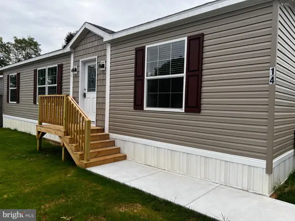 14 Hazel Cir, MECHANICSBURG, PA 17050