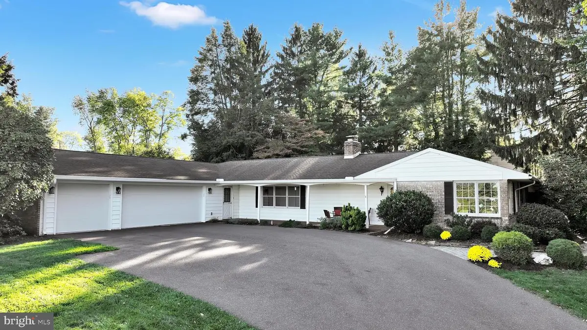 70 Foxcroft Dr, Camp Hill, PA 17011 - #1